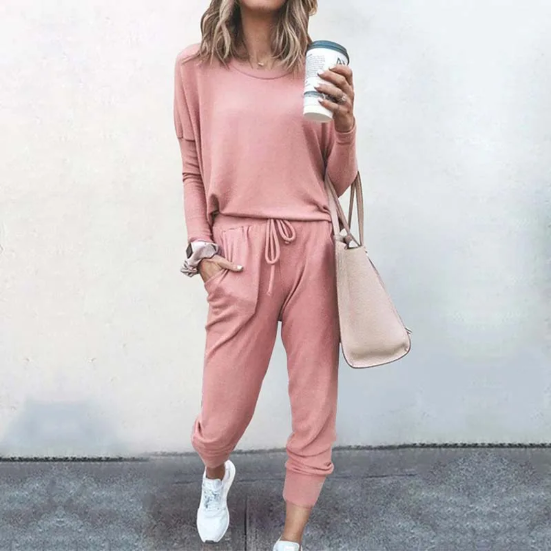 Oversized Women's Tracksuit - Velana