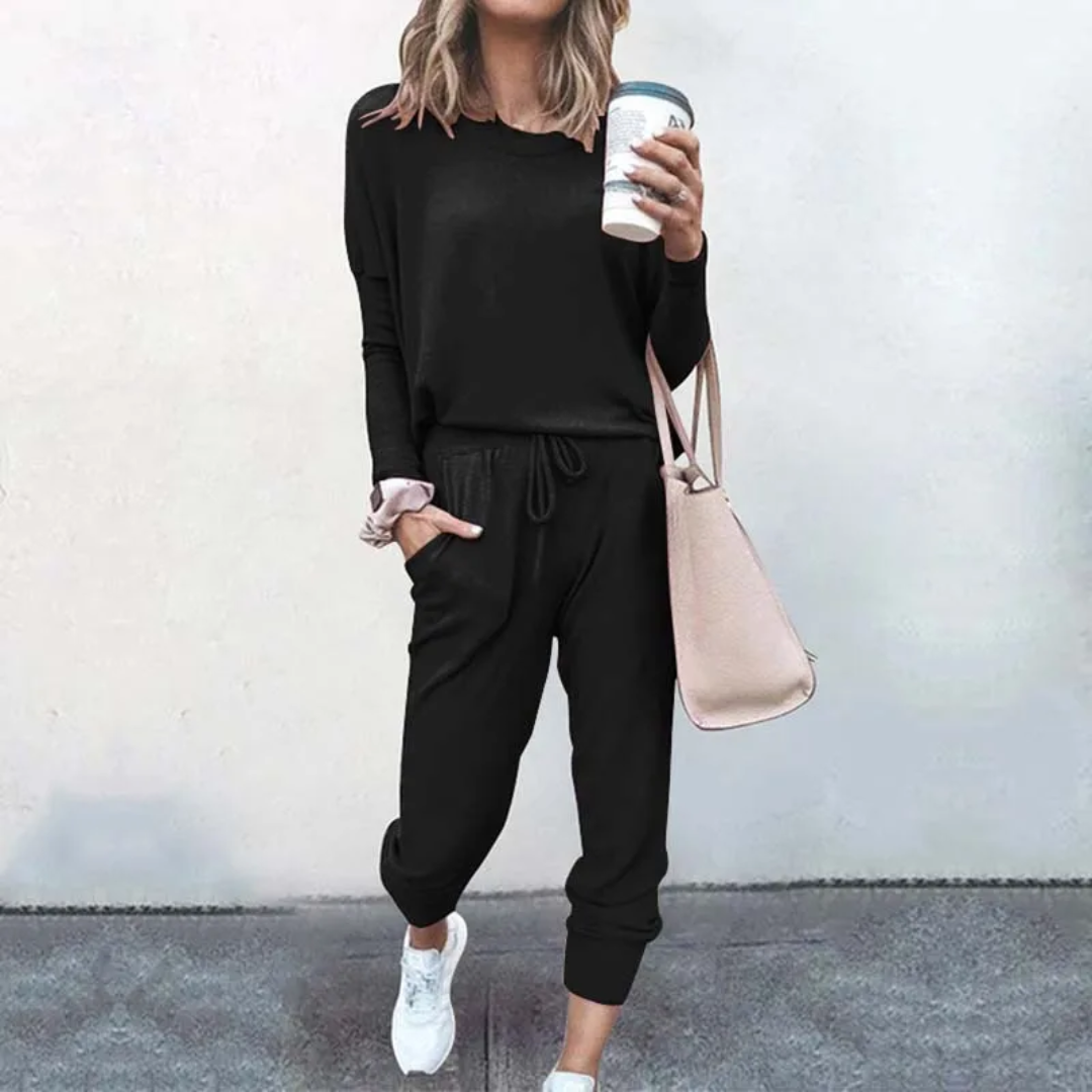 Oversized Women's Tracksuit - Velana
