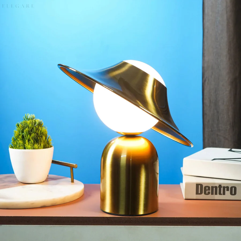 Luksuriøs metalbordlampe – GoldAura