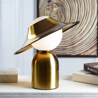 Luksuriøs metalbordlampe – GoldAura