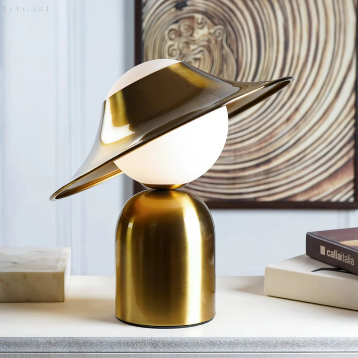 Luksuriøs metalbordlampe – GoldAura
