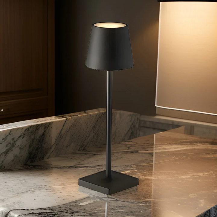 Lámpara de mesa recargable inalámbrica multifuncional - NordicAura