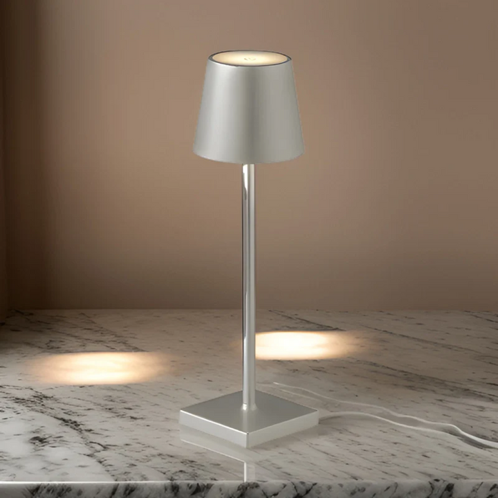 Lámpara de mesa recargable inalámbrica multifuncional - NordicAura