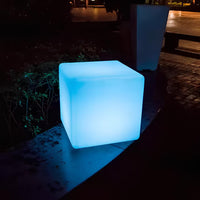 Kubus Gartenlampe - LumaCube