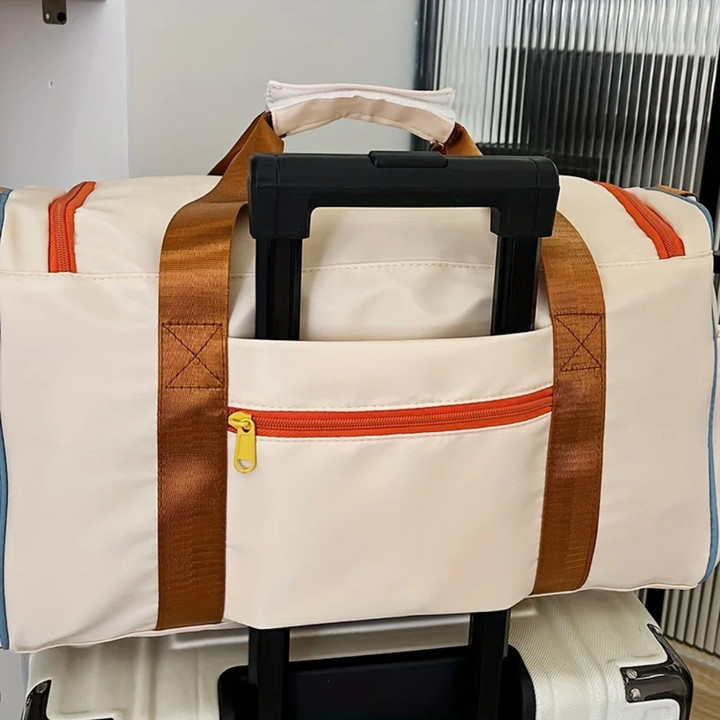 Lightweight Duffel Bag with Color Blocks - FlexaBag