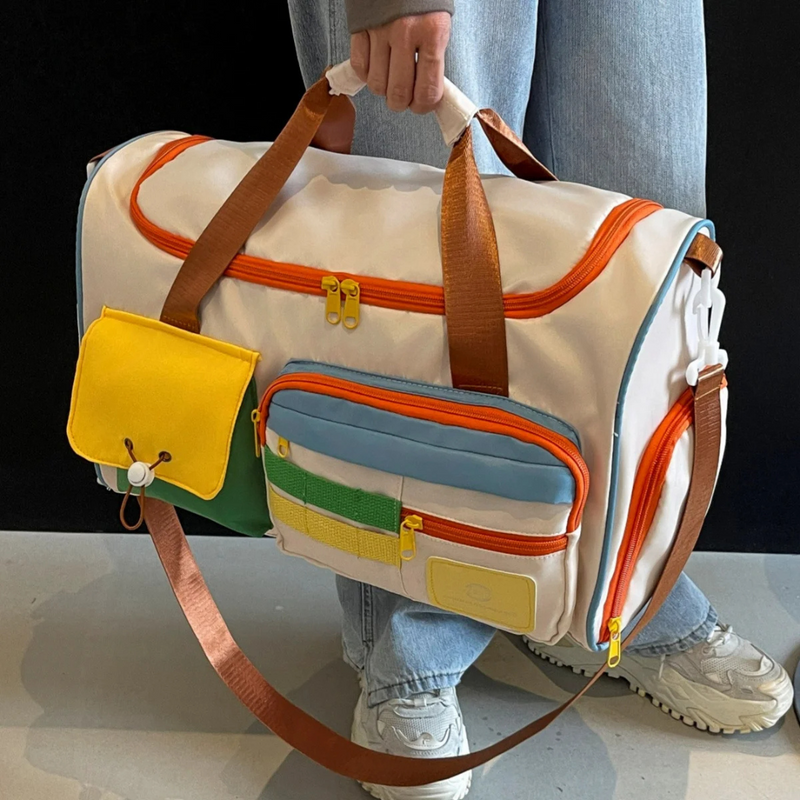 Lightweight Duffel Bag with Color Blocks - FlexaBag