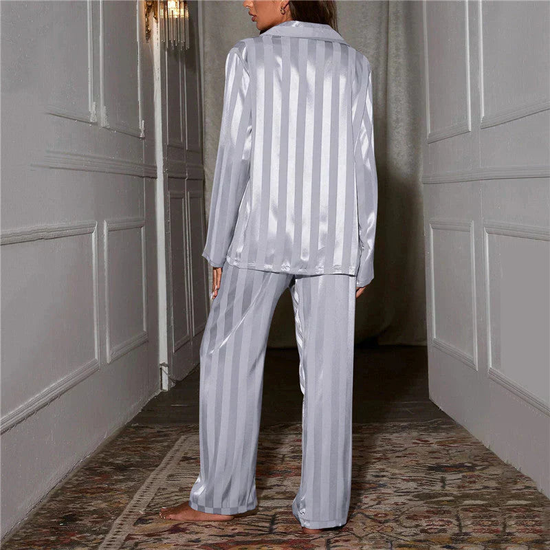 Seidig-weiches Damen-Pyjama-Set – Emilia