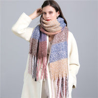 Trendy Checked Women's Scarf - Elira