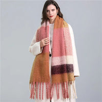 Trendy Checked Women's Scarf - Elira
