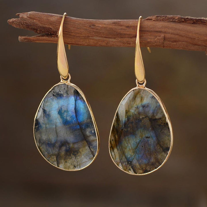 Labradorite Dreamlike Earrings – Lunaris