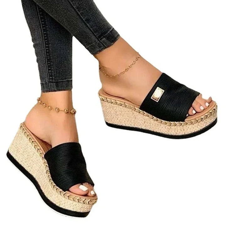 Women's platform sandals with wedge heel – Ravina
