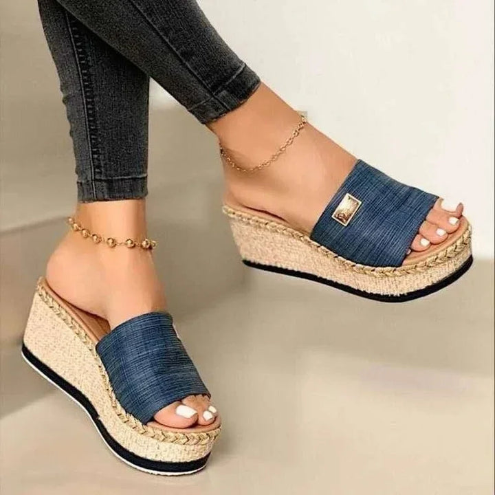 Women's platform sandals with wedge heel – Ravina