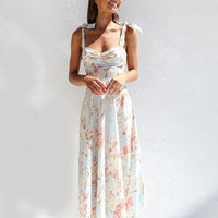 Blumen Midi-Kleid aus leichtem Stoff – Alina