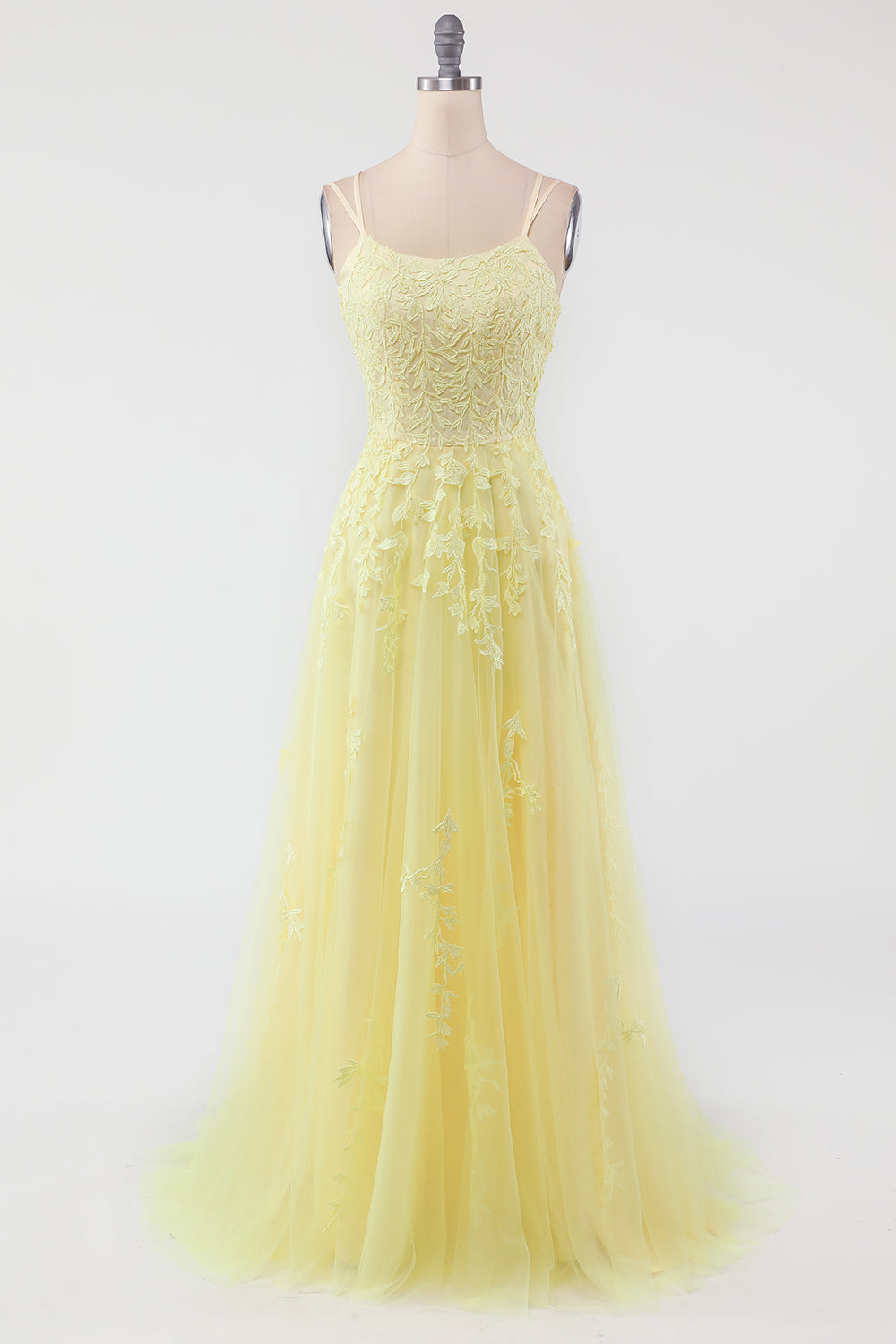 Fashionable tulle ball gown with appliqués - Victoria