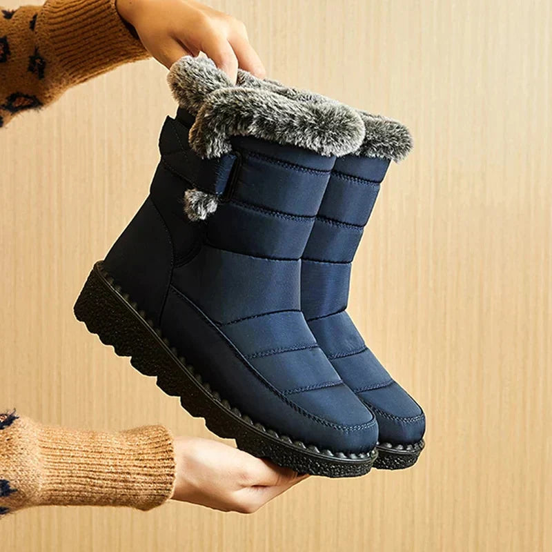 Versatile Women's Winter Boots - Luna