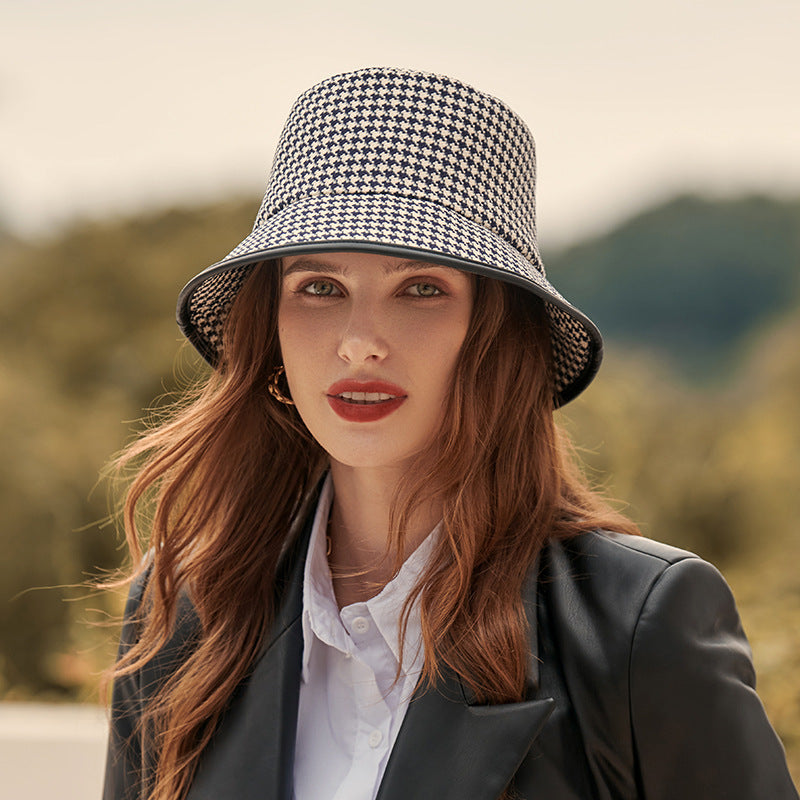 Lightweight Women's Bucket Hat Made of Fabric for Summer – Lindsay