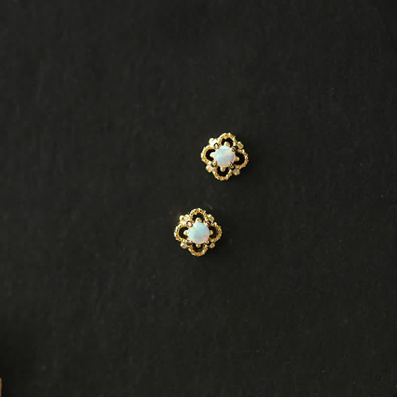 Delikate vintage-øreringe med opal – Seraphina