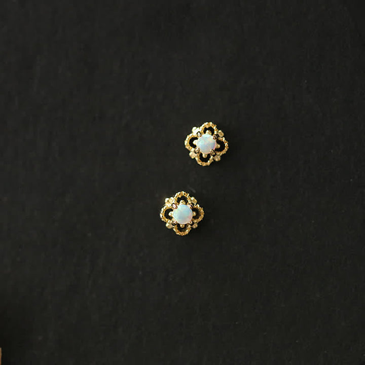 Delikate vintage-øreringe med opal – Seraphina