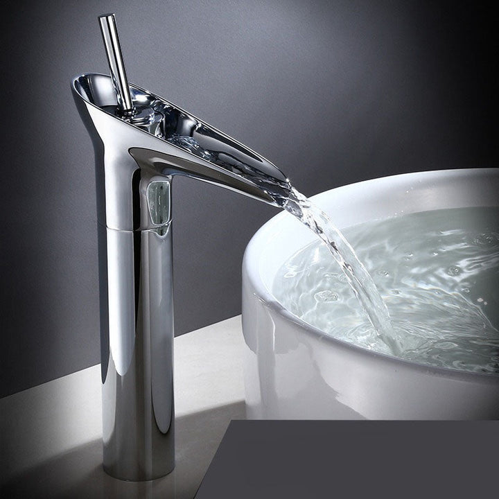 Grifo de lavabo de cascada de lujo - CascadeFlow
