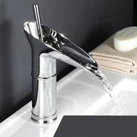 Grifo de lavabo de cascada de lujo - CascadeFlow