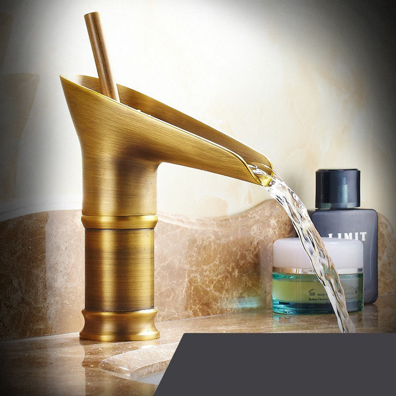 Grifo de lavabo de cascada de lujo - CascadeFlow