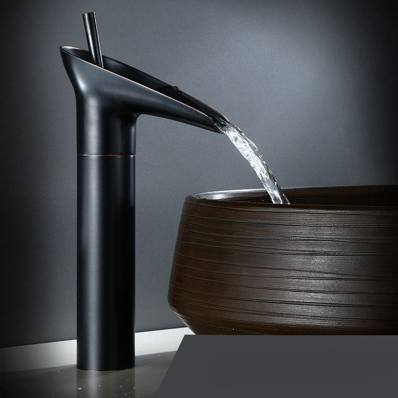 Grifo de lavabo de cascada de lujo - CascadeFlow