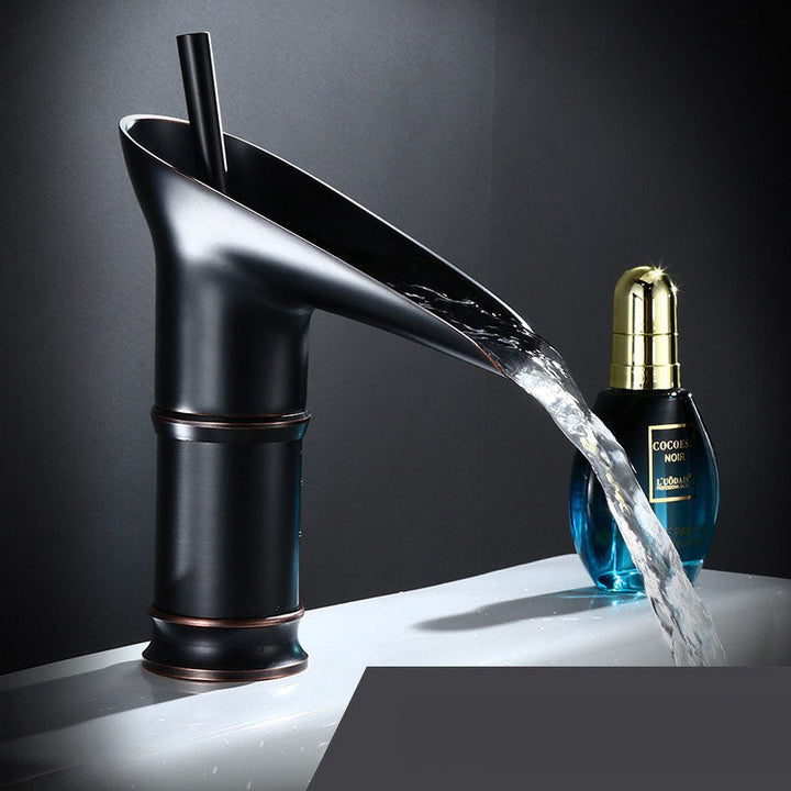 Grifo de lavabo de cascada de lujo - CascadeFlow