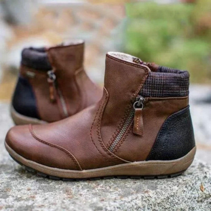 Braune Damenstiefeletten mit Reißverschluss, Lederoptik, rutschfeste Sohle, Herbstmode.