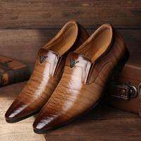 Braune Lederschuhe für Herren, elegantes Design, handgefertigt, formelle Anlässe.