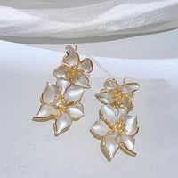 White Flower Dangle Earrings – Florina