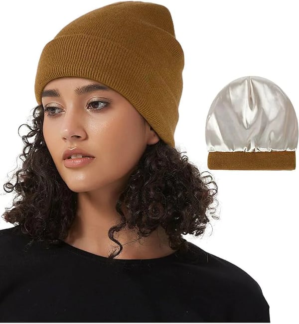 Winter hat with silk lining - Noor