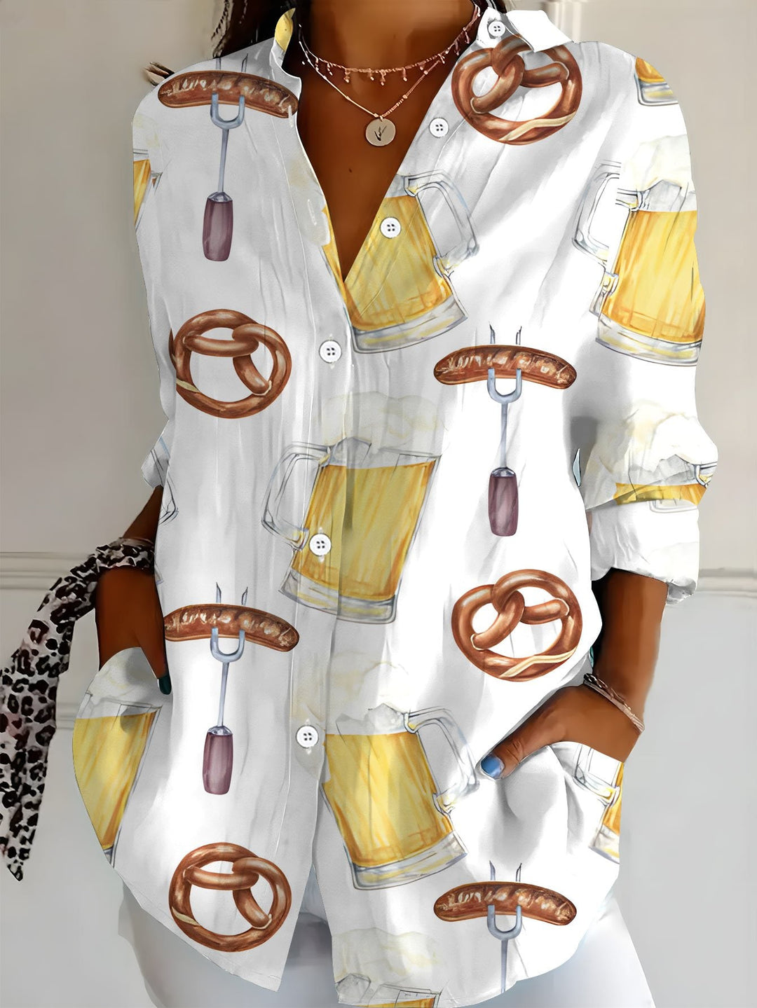 Dame Plus Size Bluse med heltrykk – Greta Oktoberfest 2025