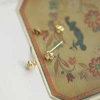 Delikate vintage-øreringe med opal – Seraphina