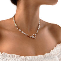 Subtle chain with geometric design – Noelia