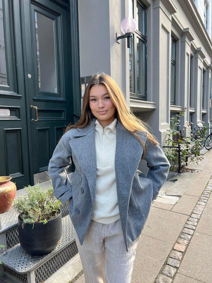 Fitted Women's Winter Coat - Elise