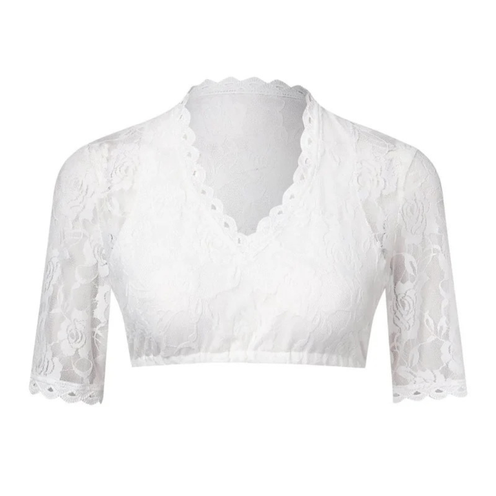 Freisteller der Vorderseite: weißes Crop-Top aus Rosenspitze mit V-Ausschnitt, Zierkante und kurzen Ärmeln auf hellem Hintergrund. 3