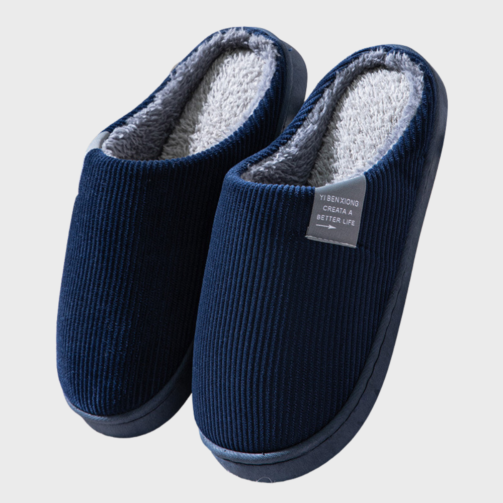 Dunkelblaue Hausschuhe mit weichem Futter, rutschfeste Sohle, gemütlich, warm, für Zuhause.