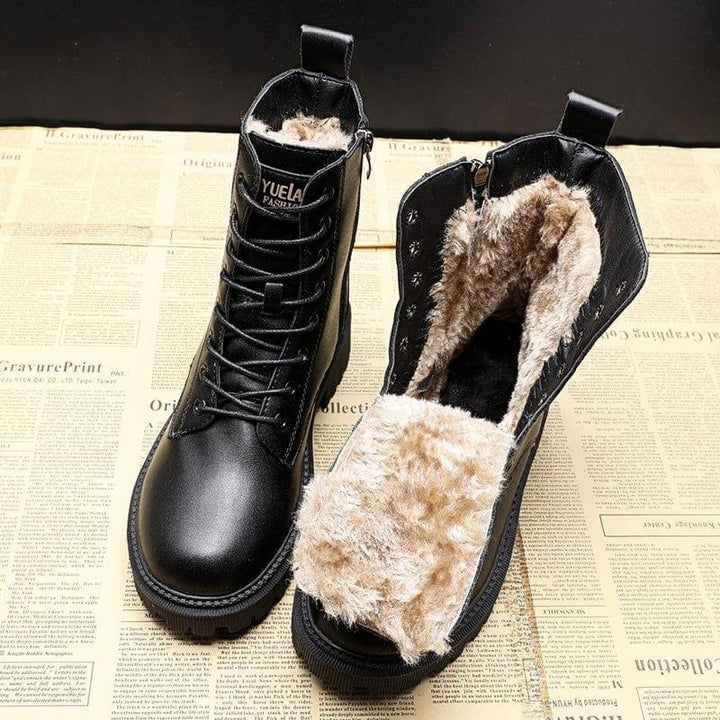 Luxury black women's winter boots made of leather – Bella