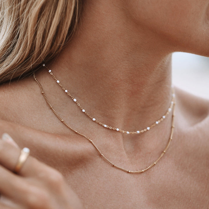 Dobbelt række perle-choker – Amara