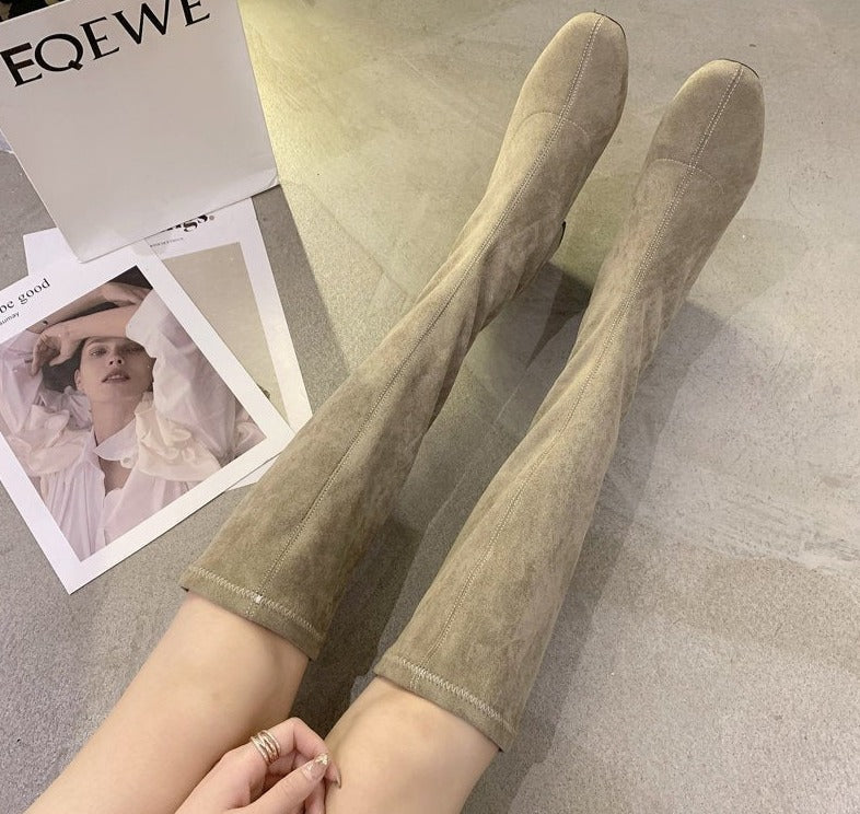 Botas cómodas con caña alta y tacón bloque - Larissa