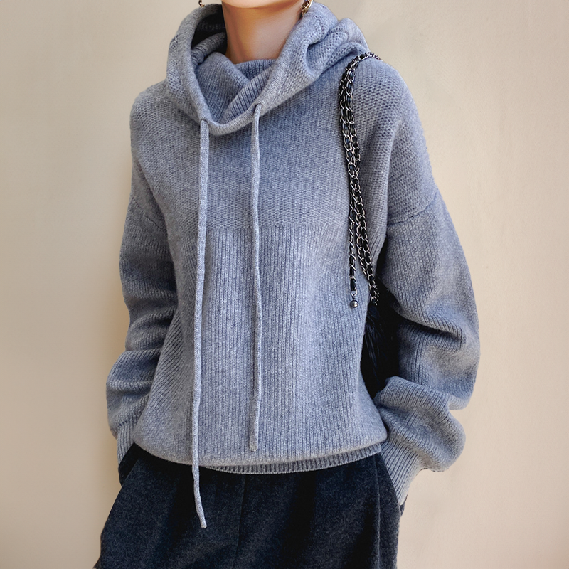 Turtleneck Sweater made of Merino Wool – Amira Autumn Edition