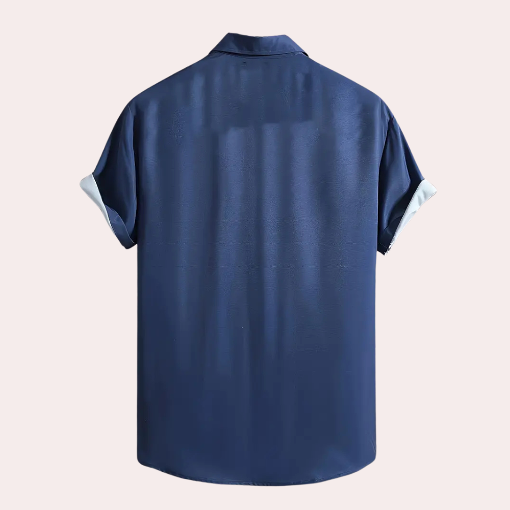 Dunkelblaues Herrenhemd aus Seide, kurzärmelig, Rückansicht, elegantes Design.