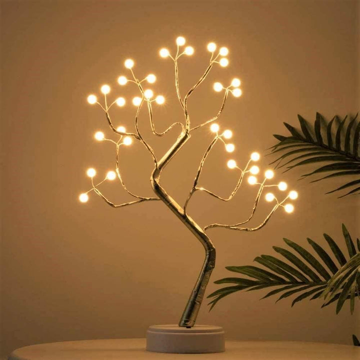 Atmospherically illuminated tree - LumaTree