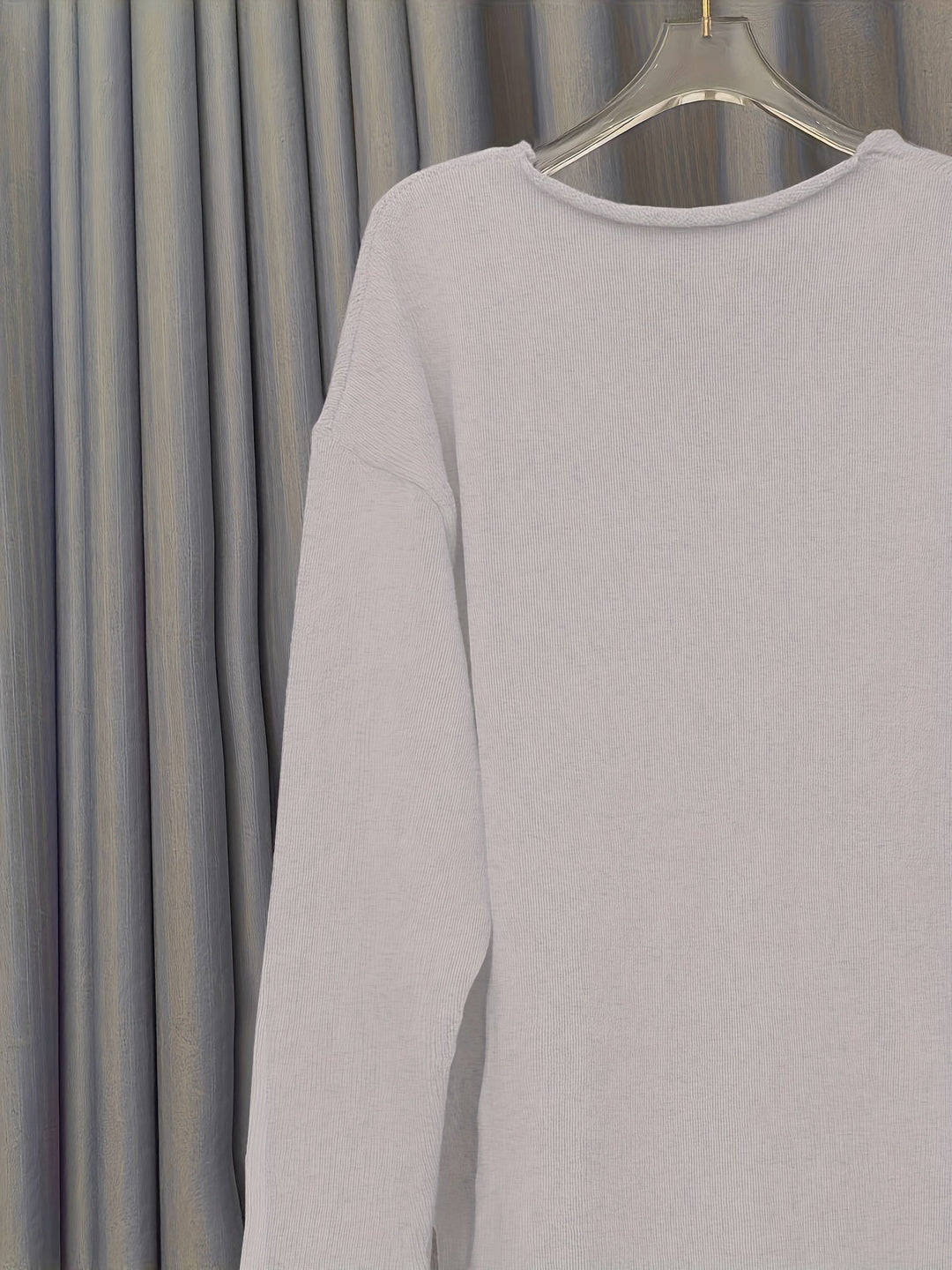 Women's Oversized V-Neck Sweater with Pattern – Alenia