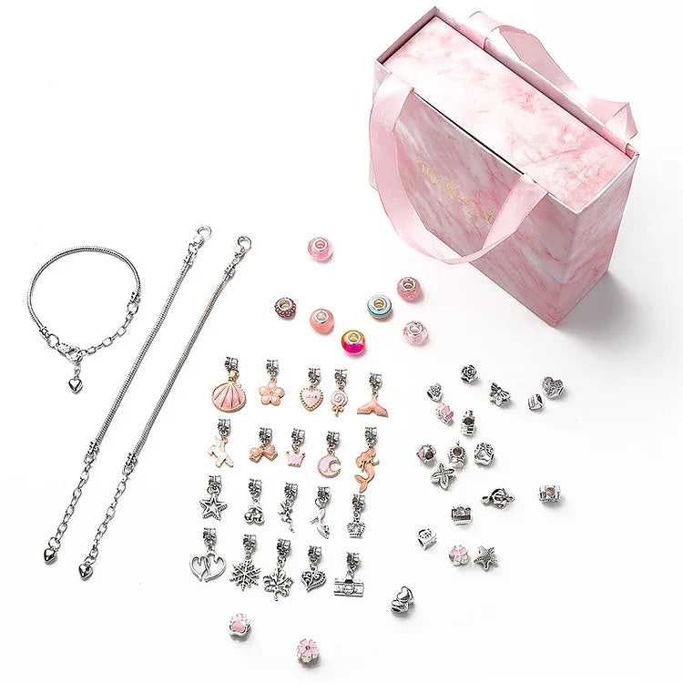 DIY Bracelet Set with Christmas Motif – Luna