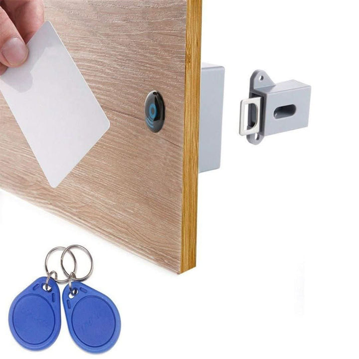 Electronic charging port with invisible sensor control - Vaultin