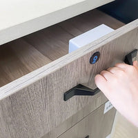 Electronic charging port with invisible sensor control - Vaultin