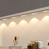 Luz LED inalámbrica lujosa para armarios - LumiLux