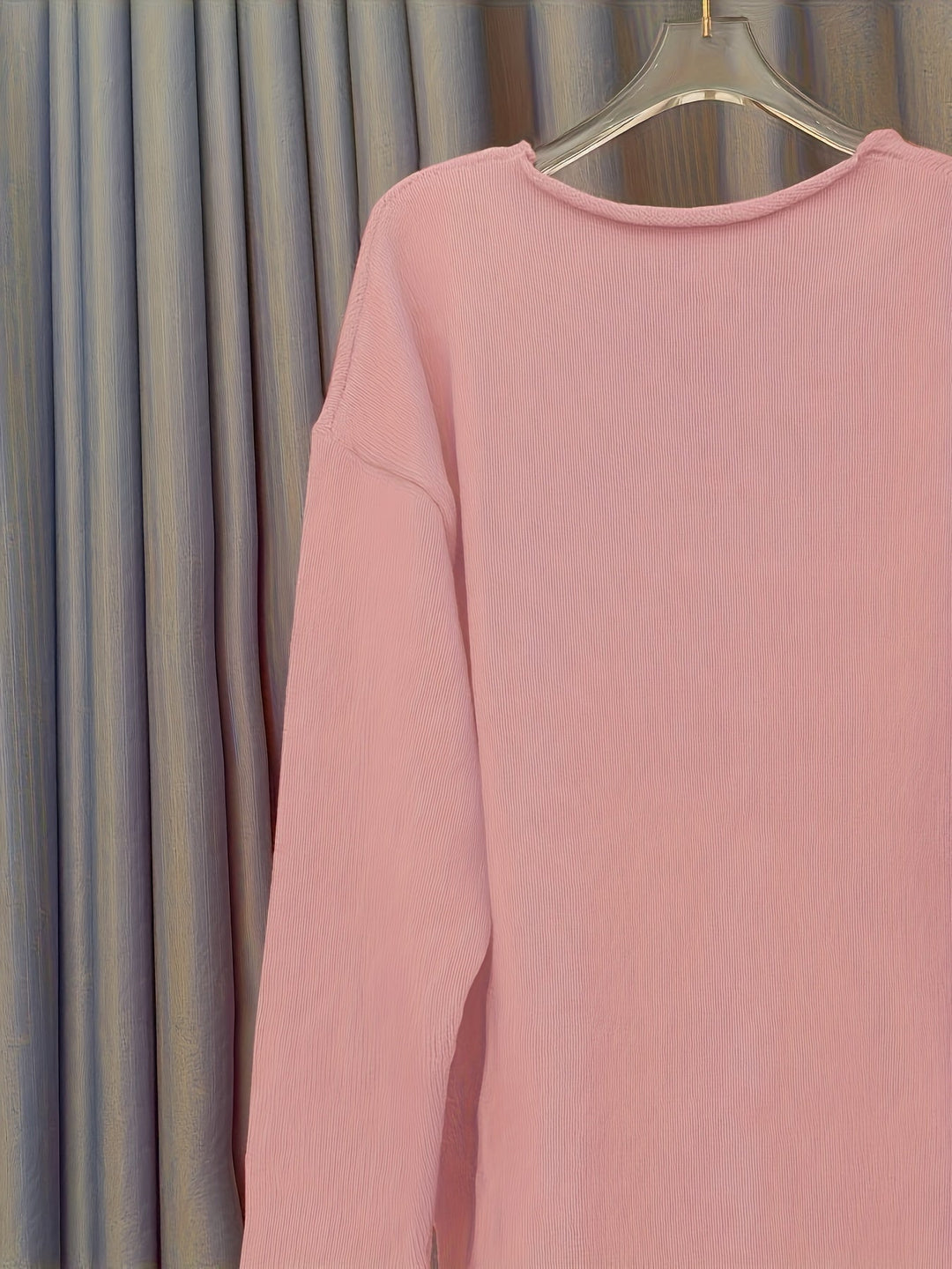 Women's Oversized V-Neck Sweater with Pattern – Alenia