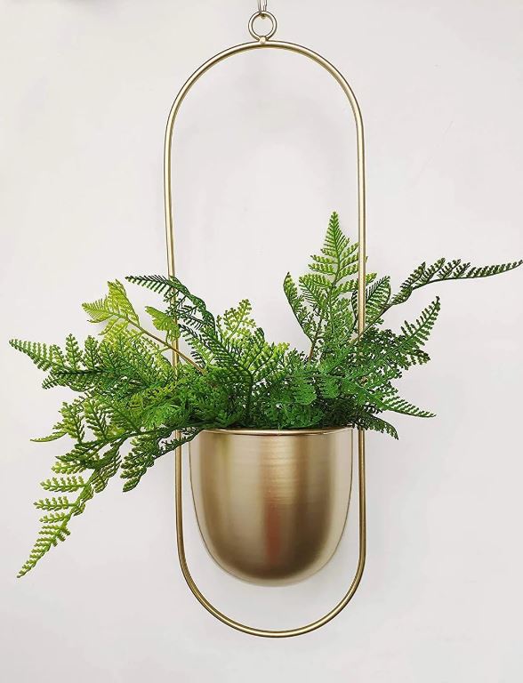 Stylish Plant Hanger for Indoor and Outdoor Use – LeafLuxe